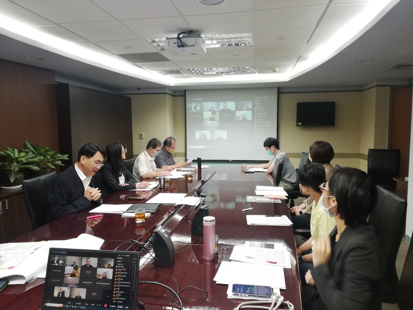 Photo 2: NCC Director General of Dept. of Planning Dr. Jiun-Yu Wen with NCC colleagues attend the video conference.